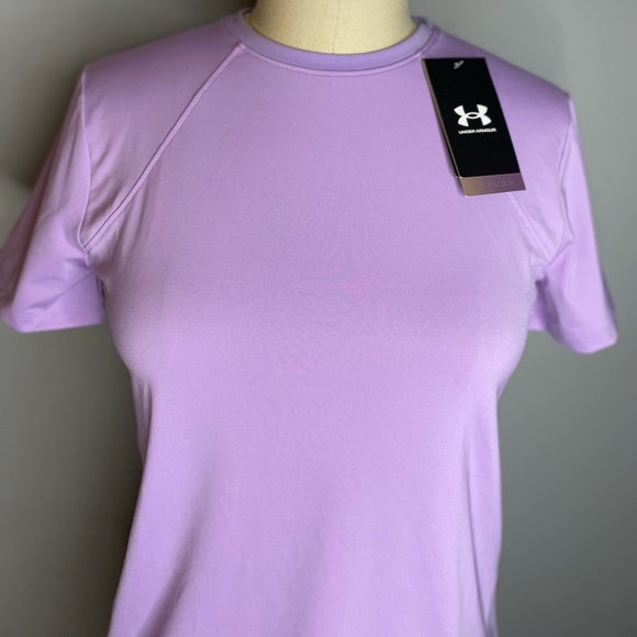NEW Under Armour Rush HeatGear Vented Cut Out Workout Top - Picture 3 of 9